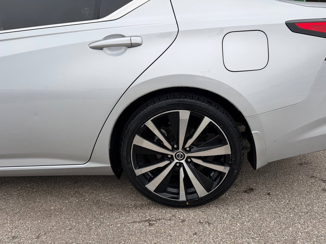 Used 2022 Nissan Altima 2.5 SR FWD image 26