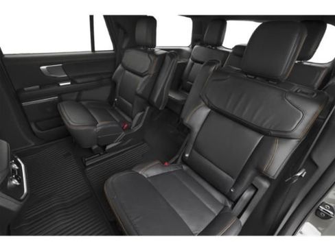 New 2026 Ford Expedition Tremor image 12
