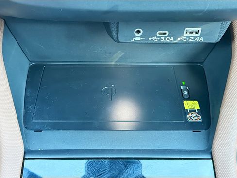 Certified 2025 Subaru Forester Touring image 31