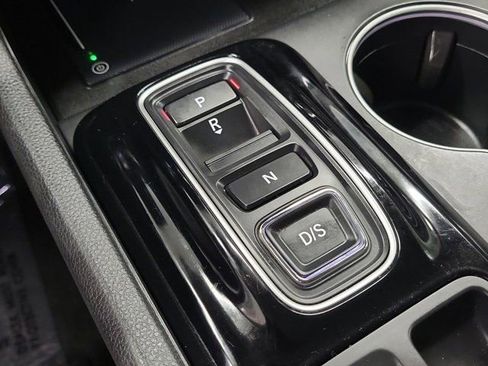 Used 2025 Honda Pilot Touring image 31