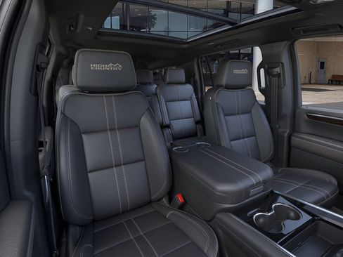 New 2026 Chevrolet Suburban High Country image 16