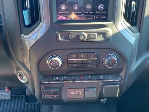 Used 2024 Chevrolet Silverado 2500 Custom w/ Custom Value Package image 21