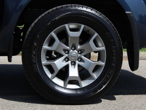 Used 2020 Nissan Frontier SV AWD/4WD image 29