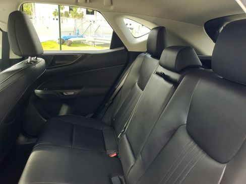 Used 2024 Lexus NX 250 FWD w/ Towing Package (2000 Lbs) image 13