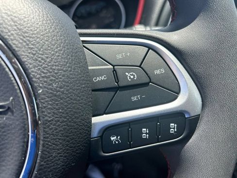 Used 2021 Jeep Compass Trailhawk AWD/4WD image 42