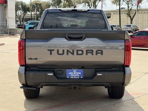 Used 2023 Toyota Tundra SR5 image 8