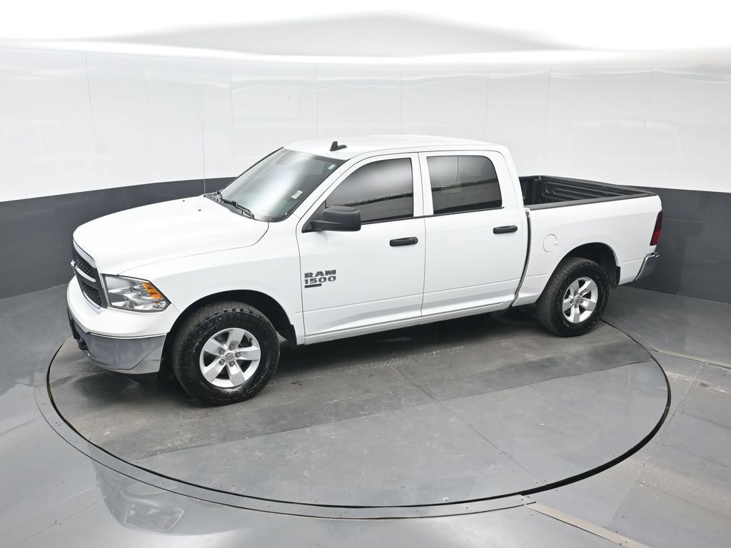 Used 2022 RAM 1500 Classic SLT w/ Electronics Group AWD/4WD image 17