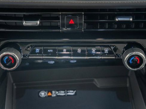 New 2026 Chevrolet Suburban High Country image 28