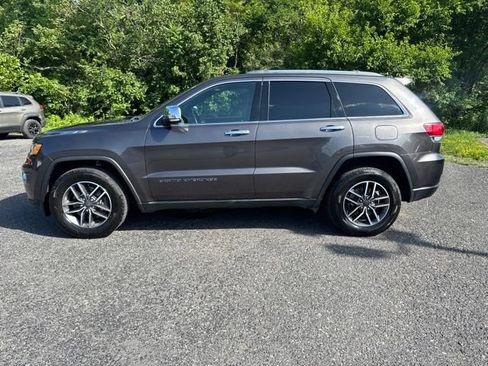 Used 2021 Jeep Grand Cherokee Limited AWD/4WD image 2