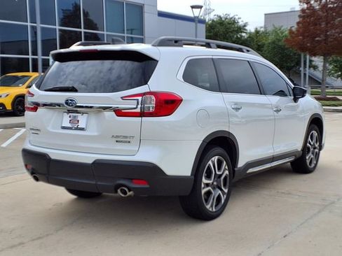 Certified 2025 Subaru Ascent Touring AWD/4WD image 4