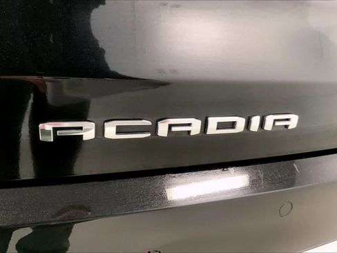 Used 2022 GMC Acadia Denali w/ Denali Ultimate Package image 6