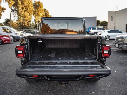 Used 2021 Jeep Gladiator Rubicon image 18