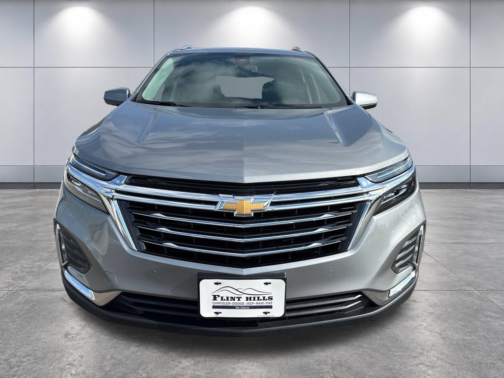Used 2024 Chevrolet Equinox Premier FWD image 8