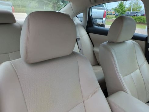 Used 2016 Nissan Altima 2.5 SL w/ Moonroof Package FWD image 7