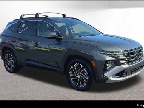 Certified 2025 Hyundai Tucson Limited image 2