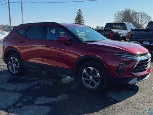 Certified 2024 Chevrolet Blazer LT w/ Convenience Package image 2