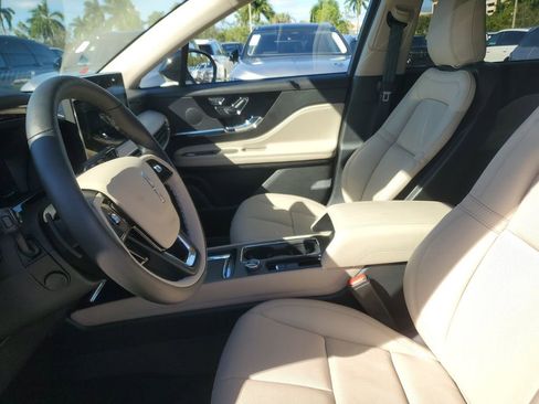 New 2026 Lincoln Corsair Reserve FWD image 21