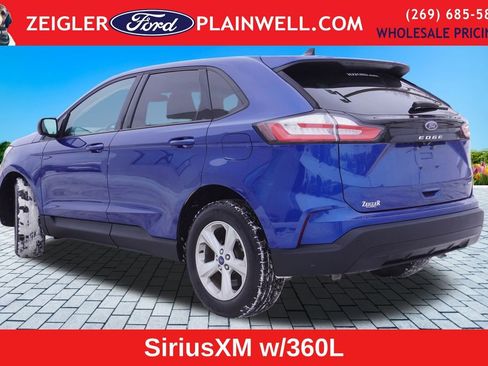 Used 2021 Ford Edge SE image 2