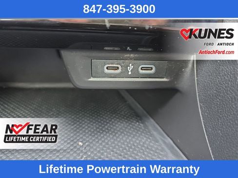 Used 2024 Volkswagen Jetta SE image 35