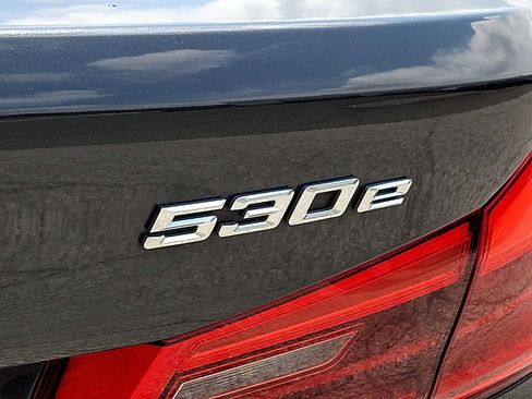 Used 2019 BMW 530e xDrive w/ Convenience Package AWD/4WD image 33