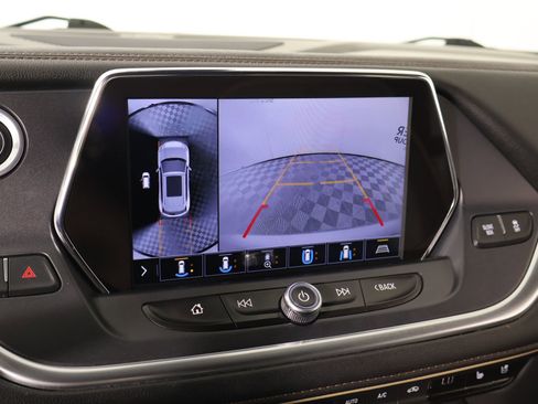 Used 2020 Chevrolet Blazer Premier w/ Driver Confidence II Package FWD image 6