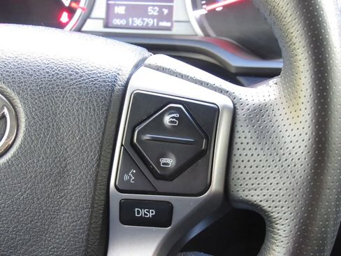 Used 2019 Toyota 4Runner Limited w/ Four Season Floor Mat Package image 26