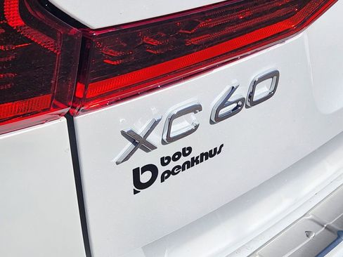 New 2026 Volvo XC60 T8 Ultra w/ Protection Package Premier image 30