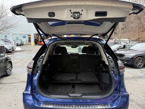 Used 2019 Nissan Rogue SV w/ Sun & Sound Touring Package image 27