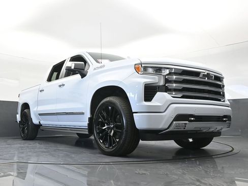 Used 2026 Chevrolet Silverado 1500 High Country w/ Technology Package image 80