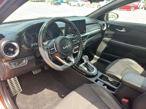 Used 2022 Kia Forte GT-Line w/ GT-Line Premium Package FWD image 12