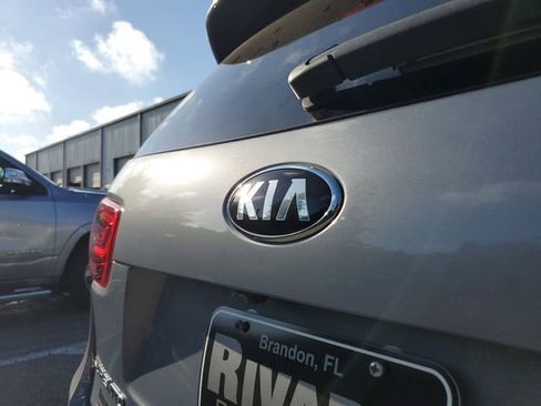 Used 2020 Kia Sorento L FWD image 6