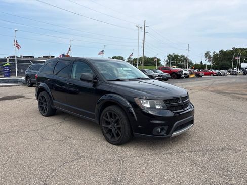Used 2019 Dodge Journey GT w/ Driver Convenience Group AWD/4WD image 1