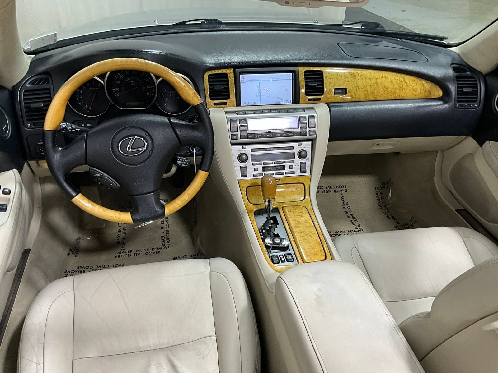 Used 2004 Lexus SC 430 Convertible RWD image 17