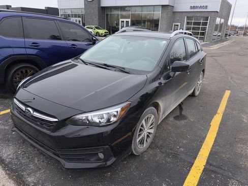 Used 2023 Subaru Impreza Premium image 2