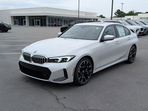 New 2026 BMW 330i Sedan w/ M Sport Package RWD image 7