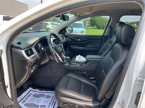 Used 2019 GMC Acadia SLT FWD image 9