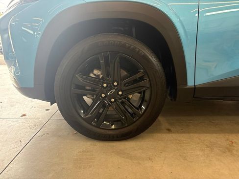 Used 2025 Chevrolet Trax ACTIV w/ Driver Confidence Package FWD image 18