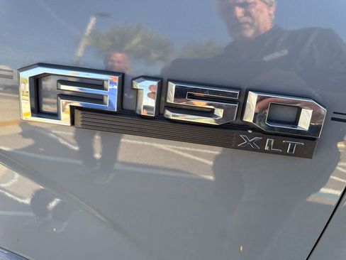 Used 2019 Ford F150 XLT w/ Equipment Group 302A Luxury image 6