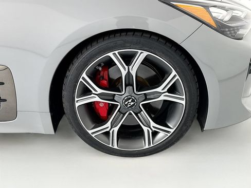 Used 2020 Kia Stinger GT2 RWD image 33
