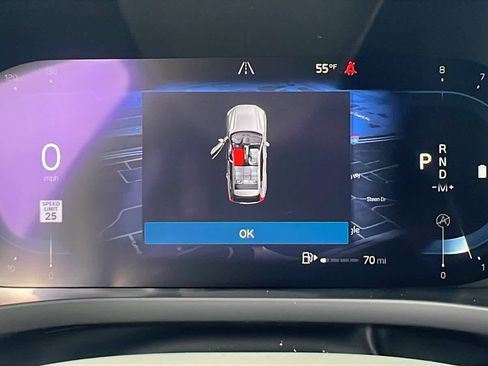 Used 2023 Volvo XC60 B6 Ultimate w/ Climate Package image 21