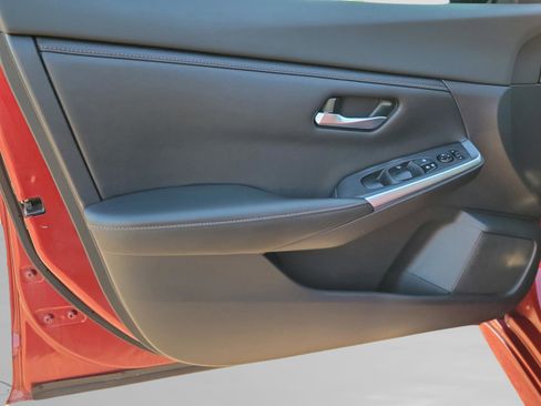 Used 2021 Nissan Sentra SR image 17