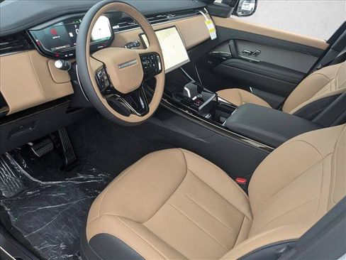 New 2026 Land Rover Range Rover Sport Dynamic SE AWD/4WD image 3