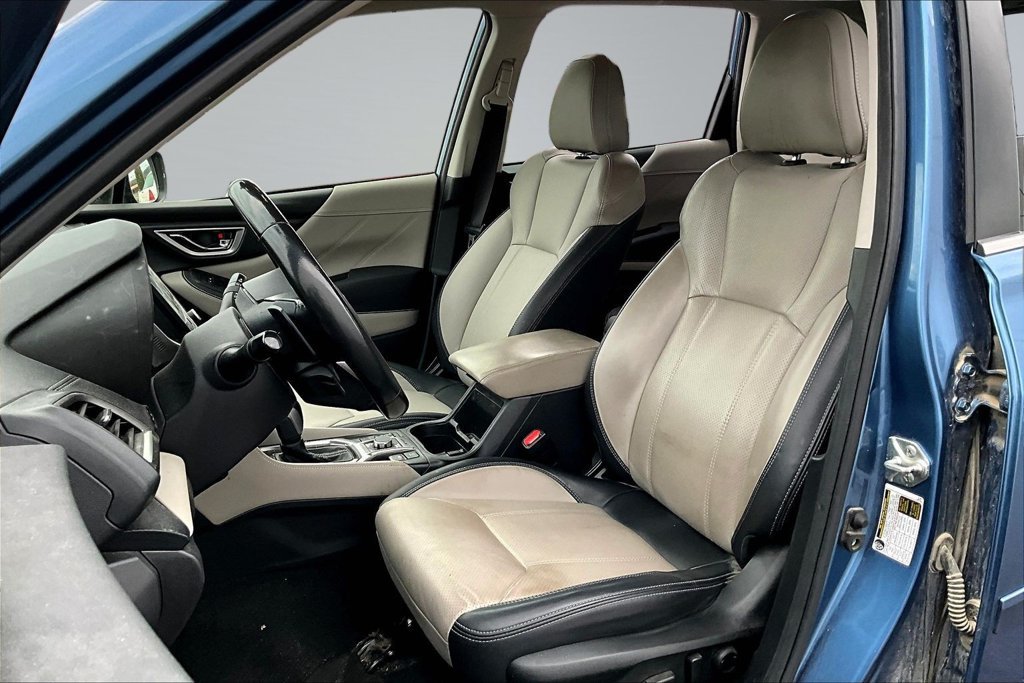 Used 2023 Subaru Forester Limited AWD/4WD image 21