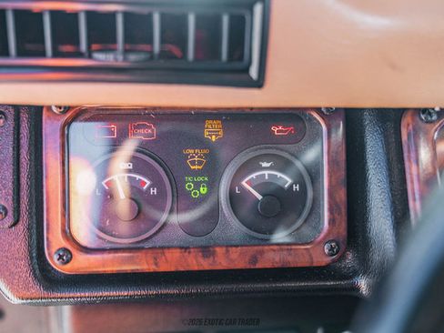 Used 2002 HUMMER H1 4-Door Wagon image 28