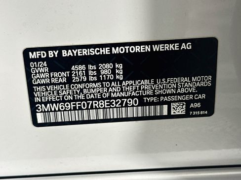 Used 2024 BMW 330i Sedan w/ Premium Package RWD image 12