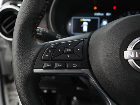 Used 2024 Nissan Kicks SR w/ SR Premium Package image 26