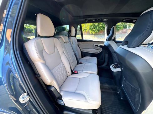 Used 2026 Volvo XC90 B6 Plus w/ Protection Package Premier AWD/4WD image 30
