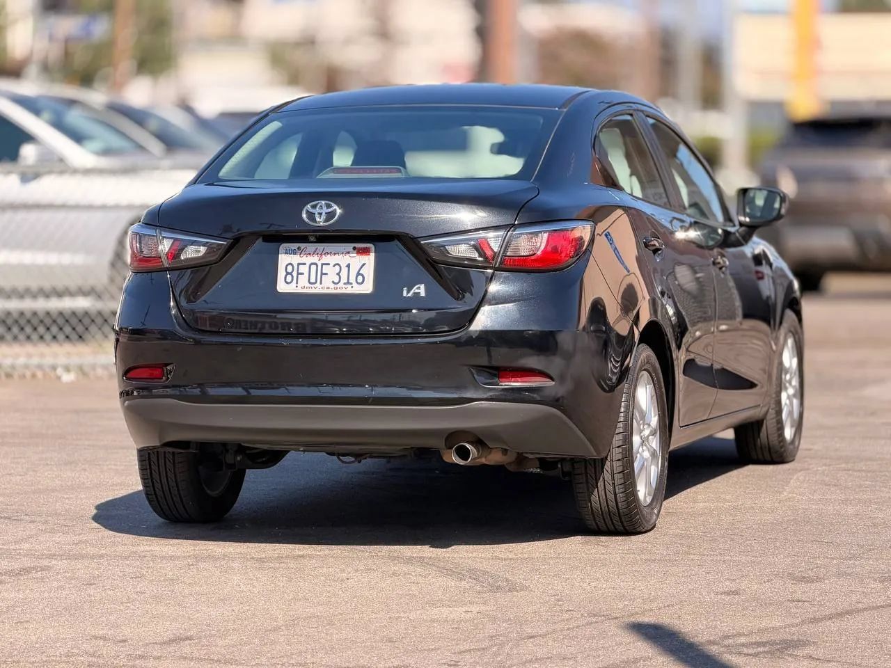 Used 2018 Toyota Yaris iA FWD image 16
