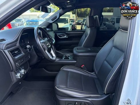 Used 2023 GMC Yukon SLT RWD image 11