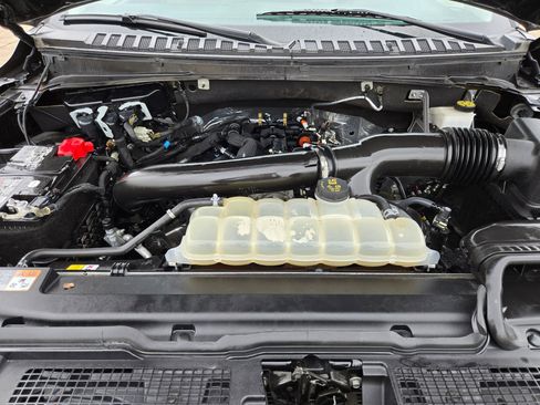 Used 2023 Ford Expedition Limited image 34